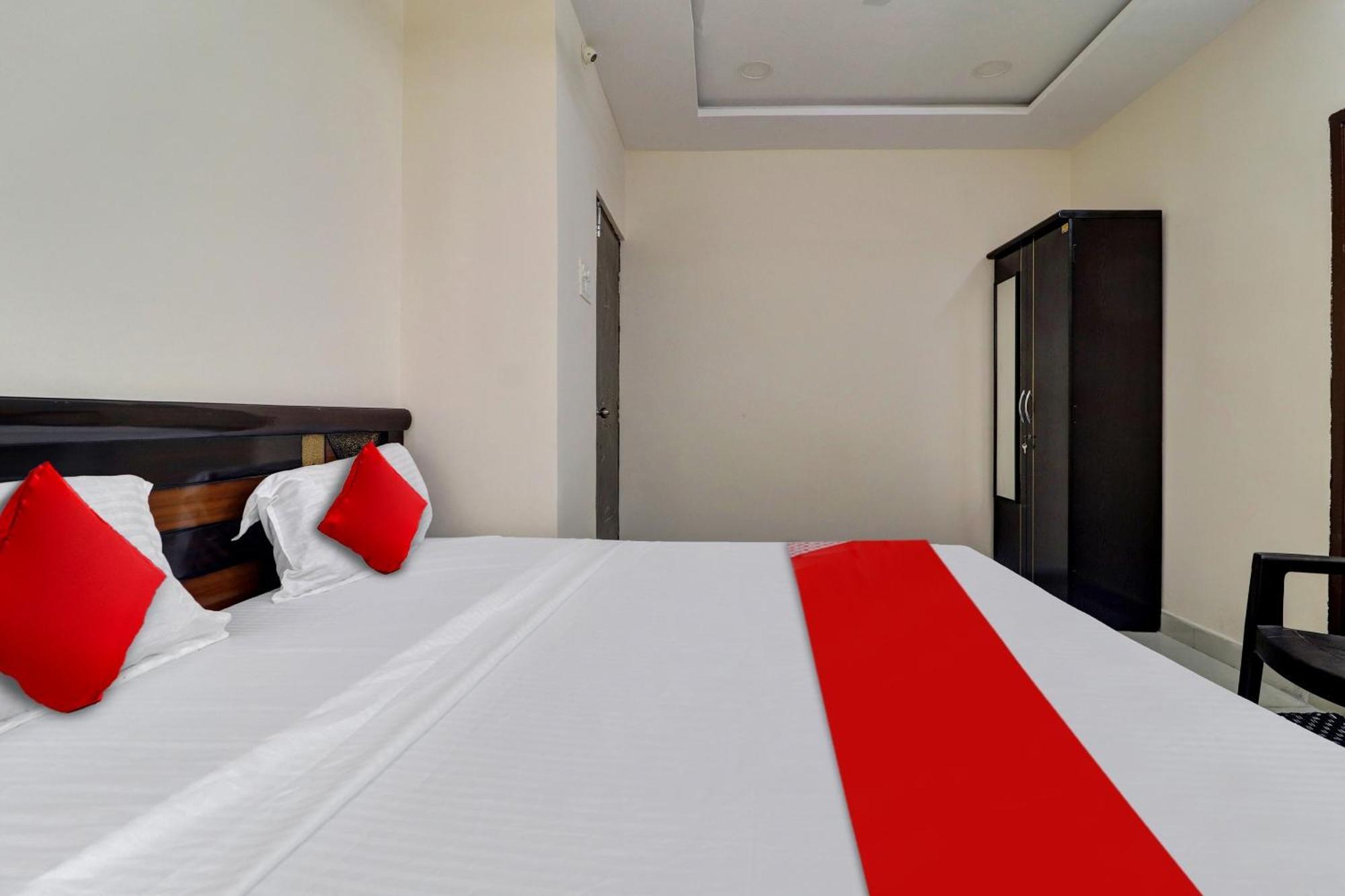 Hotel O Shri Ganesh Near By Himayatnagar,Ashok Nagar,Rtc X Roads Haidarábád Kültér fotó